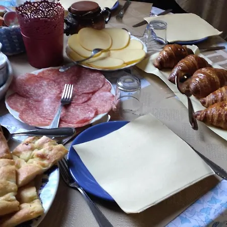 Amarantha Gothica 4* Génova