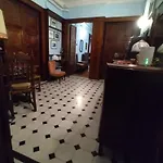 Alojamento de Acomodação e Pequeno-almoço Amarantha Gothica Génova