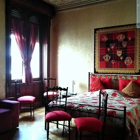 Amarantha Gothica Bed & Breakfast Genoa
