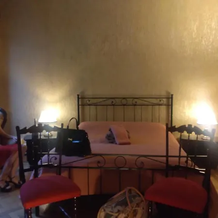 Amarantha Gothica 4* Genua