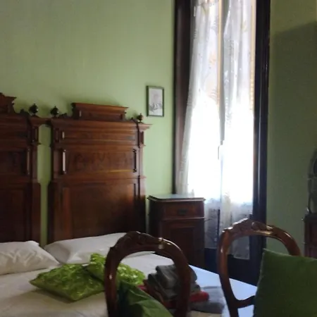 Amarantha Gothica Bed & Breakfast *
