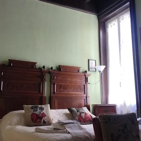 Bed & Breakfast Amarantha Gothica Genoa