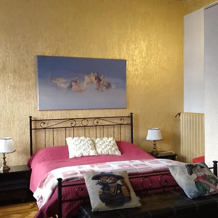 Amarantha Gothica Bed & Breakfast