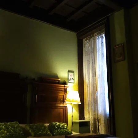 Amarantha Gothica Bed & Breakfast 4*