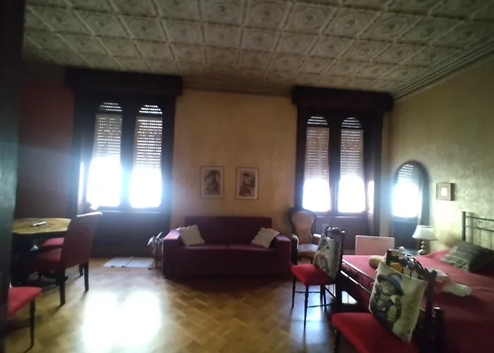 Amarantha Gothica Γένοβα