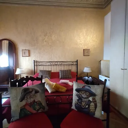 Bed & Breakfast Amarantha Gothica 4*