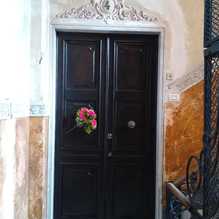 Amarantha Gothica فندق مبيت وإفطار جنوة